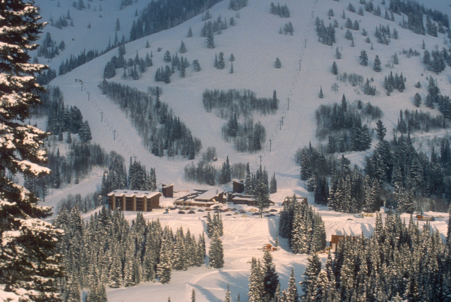A ski resort from the 80s