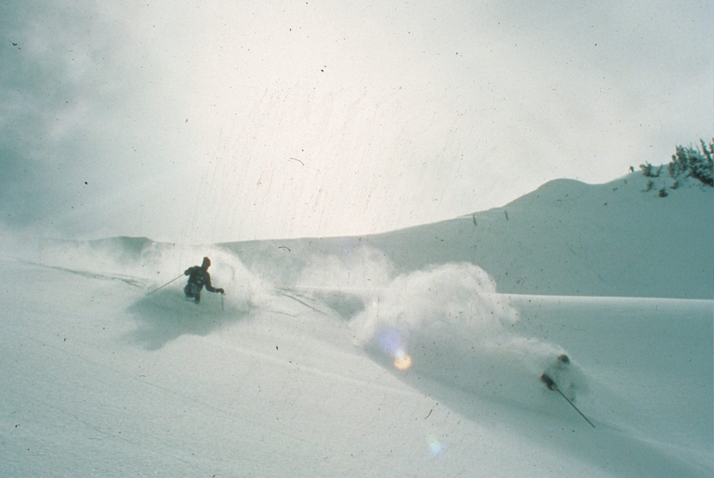 Two skiers from the 80s